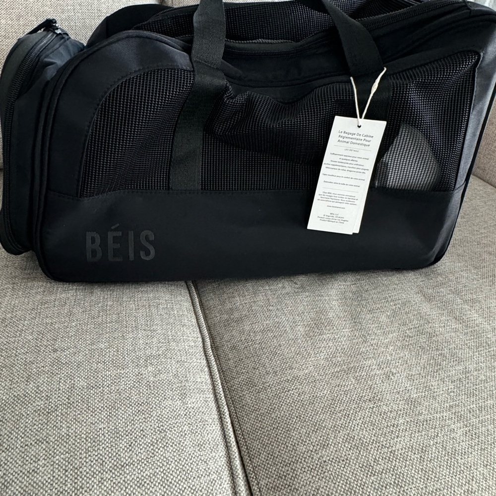 - BEIS - The Regulation Pet Carry-on in Black - NWT